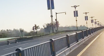 四代交通护栏